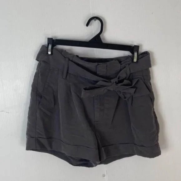 ✨3/$25✨ American Eagle Outfitters Grey Shorts - 0 - Picture 1 of 6